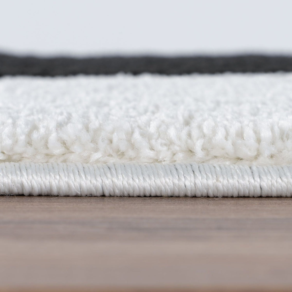 Joli Geometric Black & White Rug | Rectangular | 80x150cm − 200x290cm The Rugs